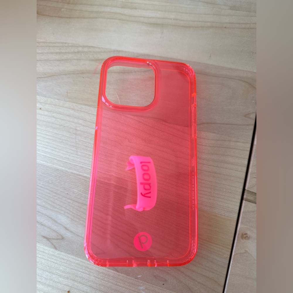 14 Pro Max Loopy Case